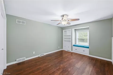 Bedroom - 871 Glenbrook Rd, Boardman, OH 44512 photo 4 of 6