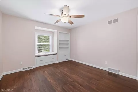 Bedroom - 871 Glenbrook Rd, Boardman, OH 44512 photo 6 of 6