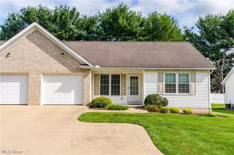 315 Abby Ln, Hartville, OH 44632