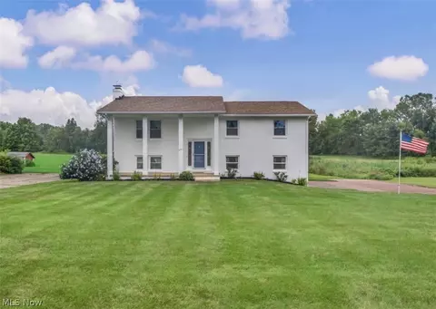 2661 Eaver St NW, Uniontown, OH 44685