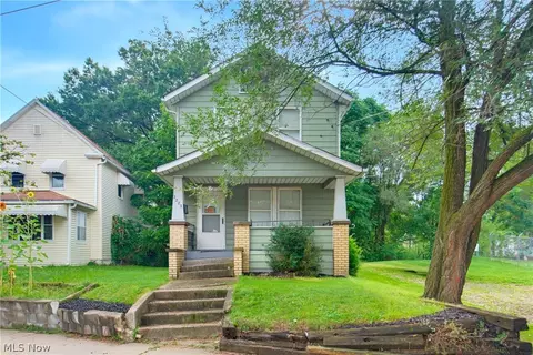 2283 East Ave, Akron, OH 44314