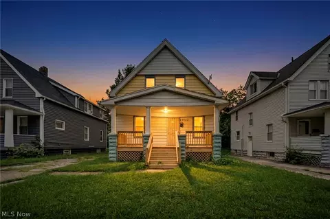 12822 Ferris Ave, Cleveland, OH 44105