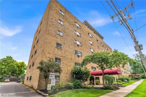115 S Rocky River Dr #306, Berea, OH 44017