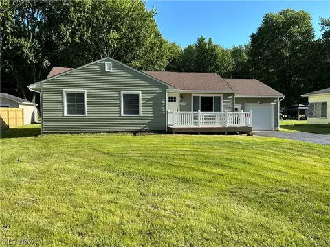 39569 Calann Dr, Elyria, OH 44035