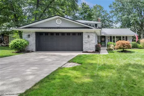 1980 Salem Pkwy, Westlake, OH 44145