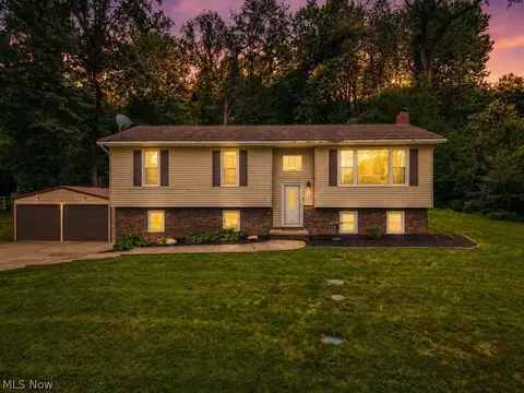 862 Dunning Rd, New Franklin, OH 44614