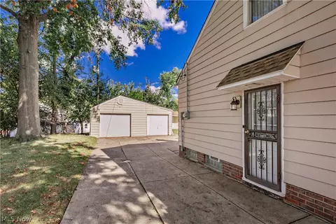 Exterior - 16897 Mapleboro Ave, Maple Heights, OH 44137 photo 8 of 9