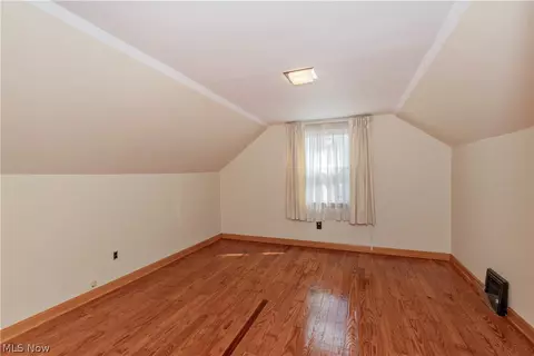 Bedroom - 16897 Mapleboro Ave, Maple Heights, OH 44137 photo 8 of 10