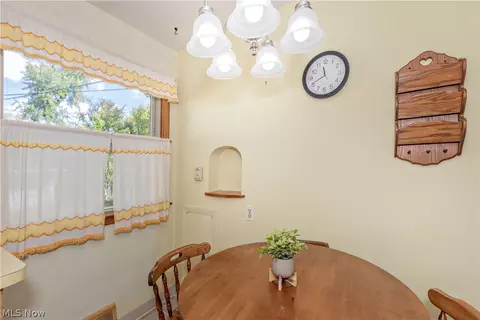 Dining - 16897 Mapleboro Ave, Maple Heights, OH 44137 photo 1 of 1