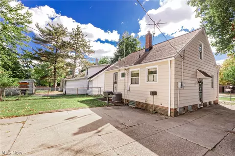 Exterior - 16897 Mapleboro Ave, Maple Heights, OH 44137 photo 3 of 9