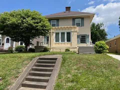 1240 Ridge Rd NW, Canton, OH 44703