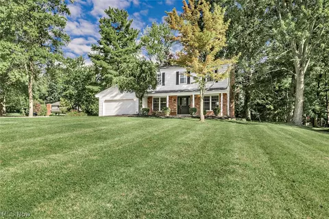 32705 Arthur Rd, Solon, OH 44139