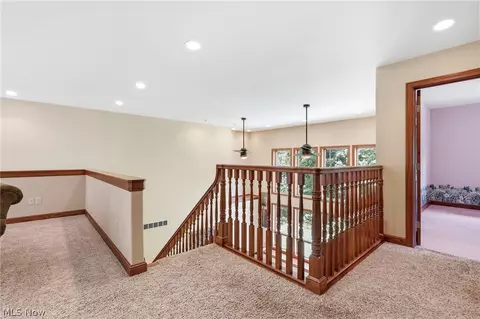 Entry Way - 3199 Blake Rd, Wadsworth, OH 44281 photo 4 of 4