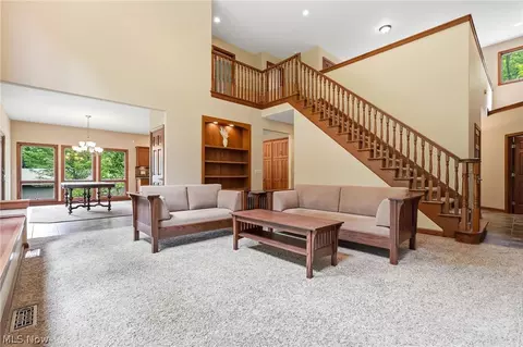 Living - 3199 Blake Rd, Wadsworth, OH 44281 photo 2 of 3