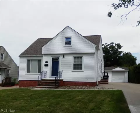 1277 Iroquois Ave, Mayfield Heights, OH 44124