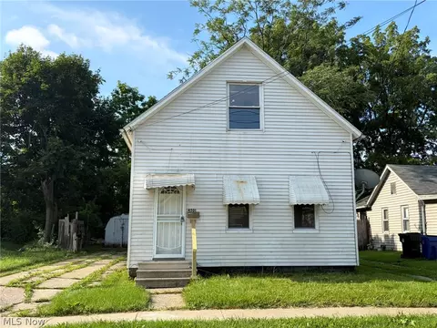 4501 Hyde Ave, Cleveland, OH 44109