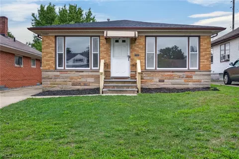 11424 Bradwell Rd, Garfield Heights, OH 44125