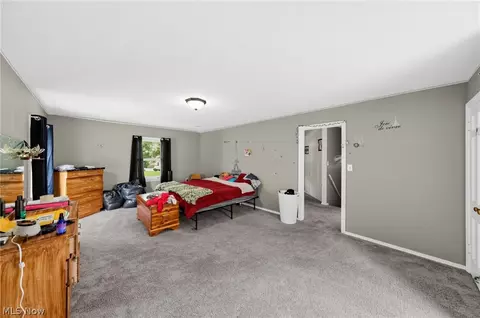 Bedroom - 222 E Howard St, Willard, OH 44890 photo 7 of 8