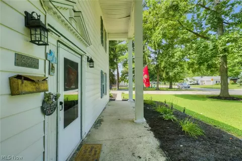 Exterior - 222 E Howard St, Willard, OH 44890 photo 4 of 11