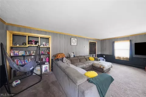 Living - 222 E Howard St, Willard, OH 44890 photo 3 of 4