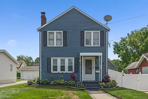 1392 Indianola Ave, Akron, OH 44305