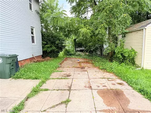 2310 7th St NW, Canton, OH 44708 photo 4