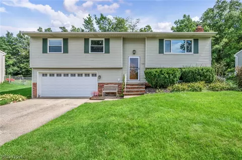 753 Poplar Dr, Brunswick, OH 44212