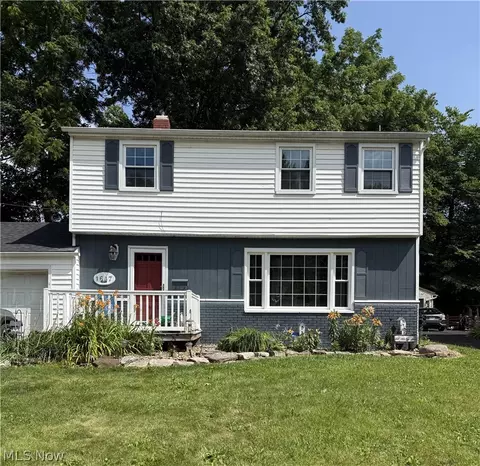 1647 Fairfax Rd, Akron, OH 44313