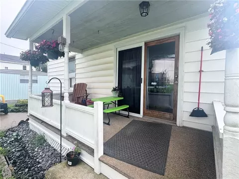 Exterior - 309 4th St, Beverly, OH 45715 photo 2 of 5