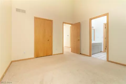 Bedroom - 245 Jackson Dr, Orange, OH 44022 photo 4 of 7