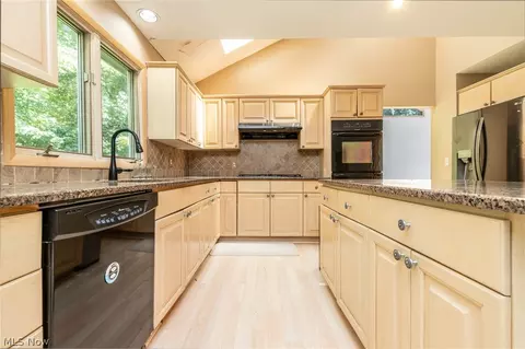 Kitchen - 245 Jackson Dr, Orange, OH 44022 photo 4 of 5