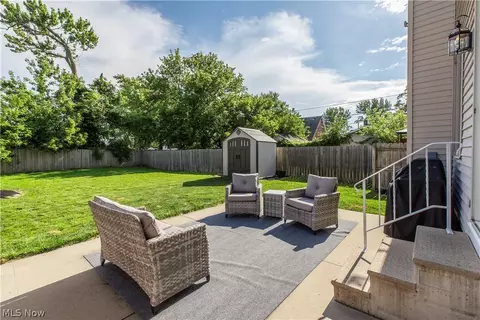 Exterior - 513 Ohio St, Elyria, OH 44035 photo 3 of 10