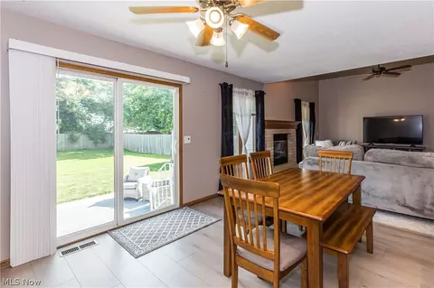 Dining - 513 Ohio St, Elyria, OH 44035 photo 1 of 2