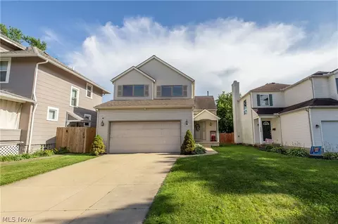 Exterior - 513 Ohio St, Elyria, OH 44035 photo 10 of 10