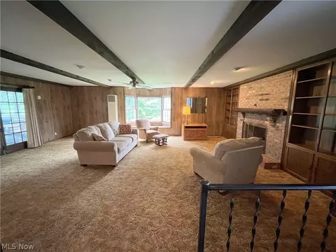 Living - 3257 New State Rd, Willard, OH 44890 photo 3 of 5
