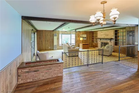 Living - 3257 New State Rd, Willard, OH 44890 photo 4 of 7