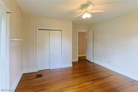 Bedroom - 3257 New State Rd, Willard, OH 44890 photo 8 of 10