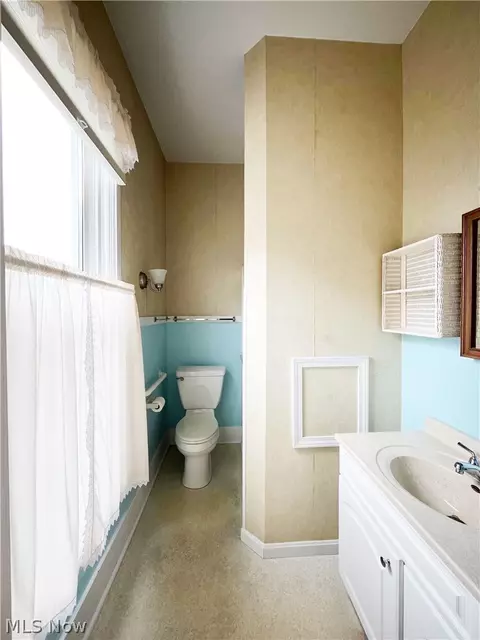 Bath - 3257 New State Rd, Willard, OH 44890 photo 1 of 1