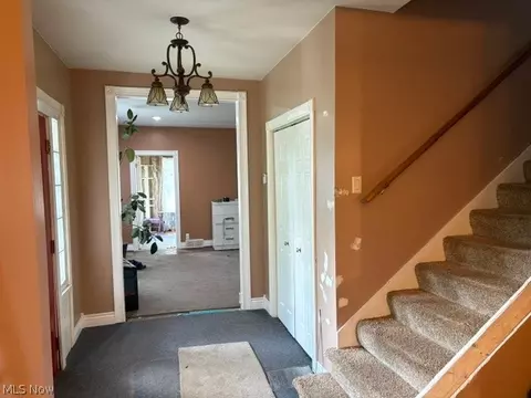 Entry Way - Undisclosed, Canton, OH 44714 photo 1 of 2