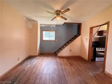 Living - 1868 E 34th St, Lorain, OH 44055 photo 1 of 1