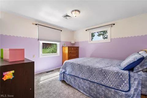 Bedroom - 975 Colony Dr, Aurora, OH 44202 photo 2 of 3