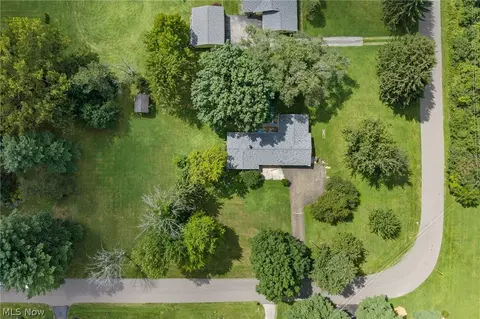 View/Area - 975 Colony Dr, Aurora, OH 44202 photo 2 of 3