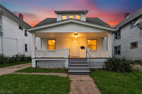 2036 W 99th St, Cleveland, OH 44102
