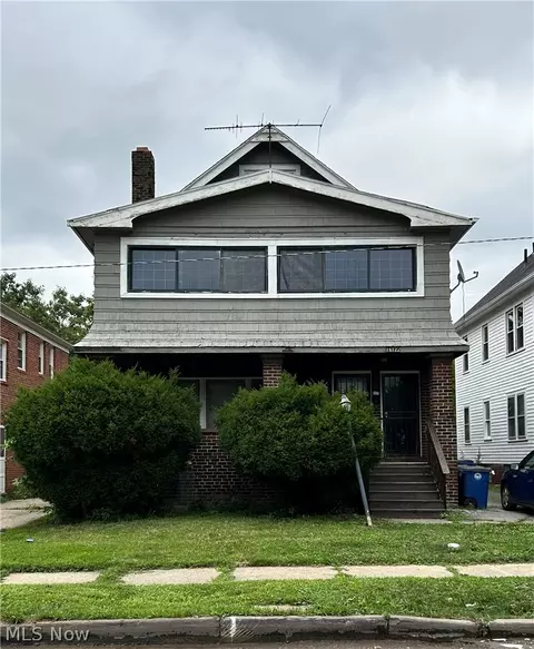 16122 Greyton Rd, East Cleveland, OH 44112