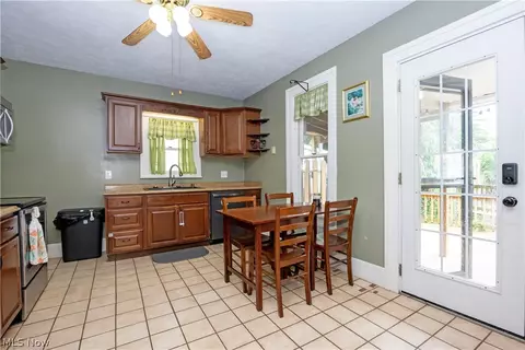 Kitchen - 125 E Walnut St, Ashland, OH 44805 photo 1 of 2