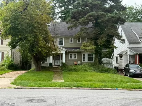 1676 Lee Rd, Cleveland Heights, OH 44118