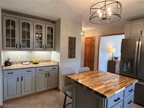 Kitchen - 2941 Shirley St, Ashtabula, OH 44004 photo 3 of 5