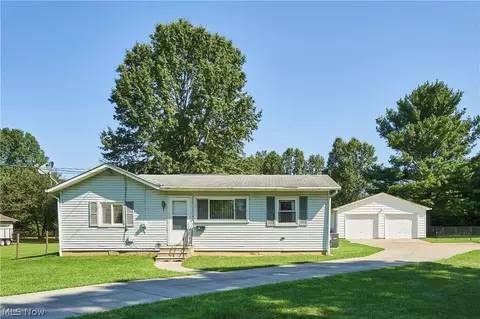 1121 Eastwood Ave, Tallmadge, OH 44278