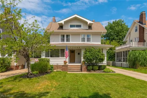 17400 Clifton Blvd, Lakewood, OH 44107