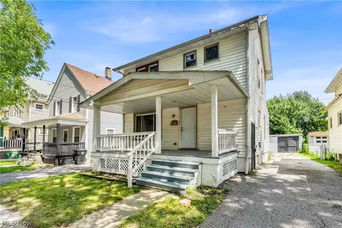 2153 W 106th St, Cleveland, OH 44102
